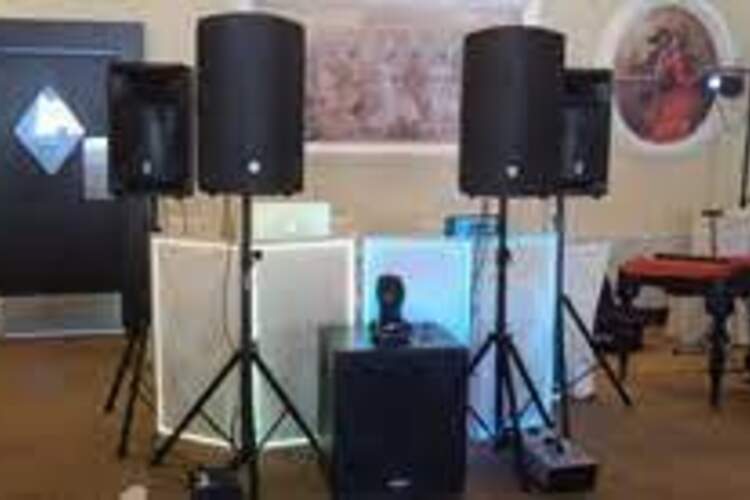 DJ SIENSII 