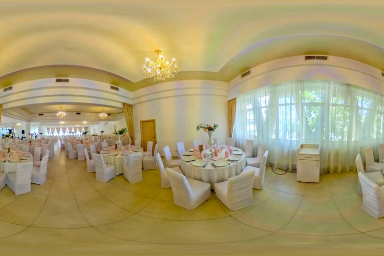Farmec Premium Ballroom