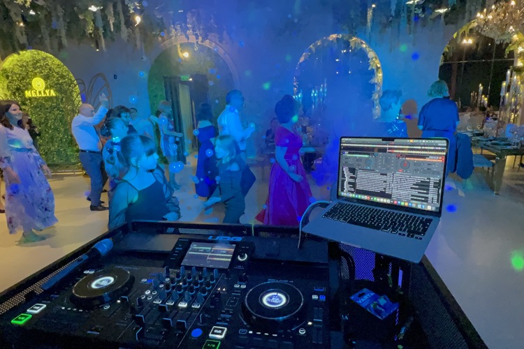 București Events - DJ Evenimente București Nuntă Botez Cununie Majorat 2025