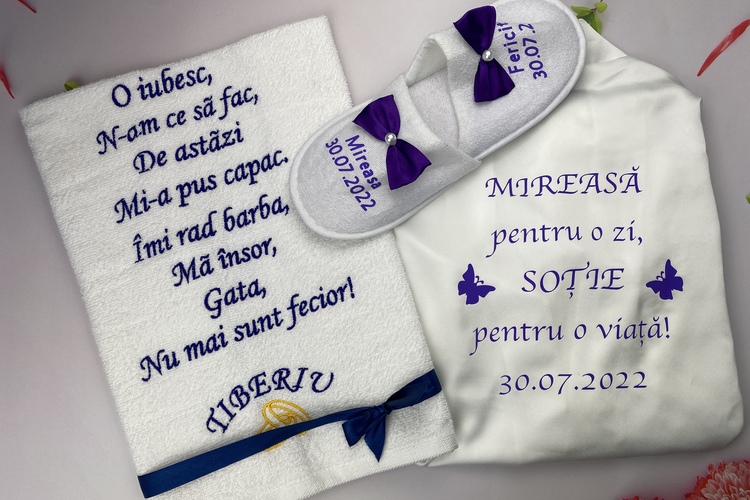 Momente tiparite