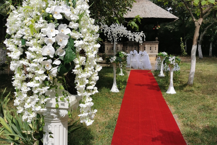 Sevirox Decor Event Planning - Eveniment De Poveste