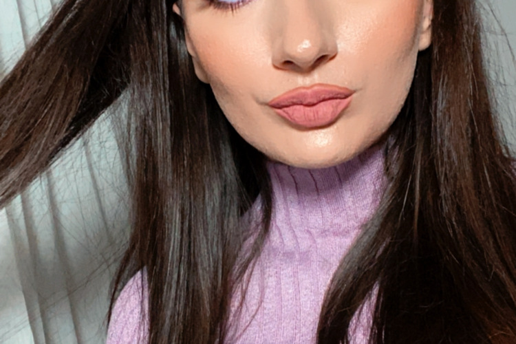 Laura Diaconu Make-up & Eyelashes