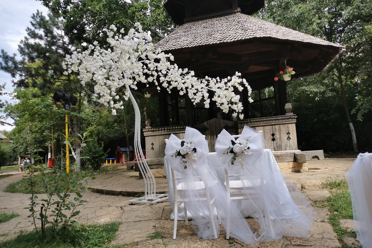 Sevirox Decor Event Planning - Eveniment De Poveste