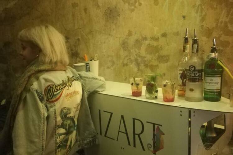LizArt-MobileCocktailBar