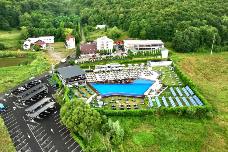 Premier Resort