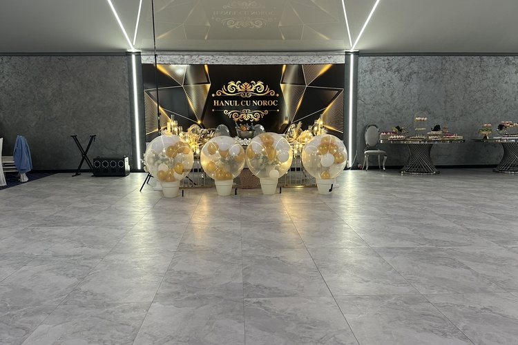 Star Video Booth 360 - Oglinda Foto - Platforma 360