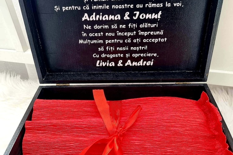Atelierul lui Joshua S.R.L 
