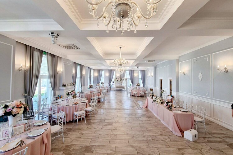 Anne's Event Ballroom