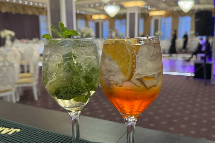 Cocktail Bar