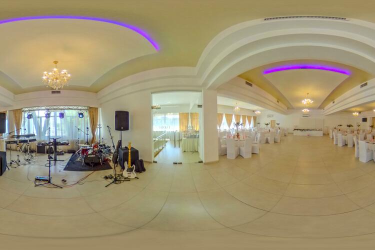 Farmec Premium Ballroom
