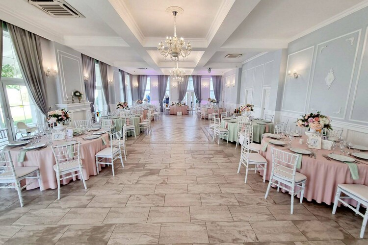 Anne's Event Ballroom